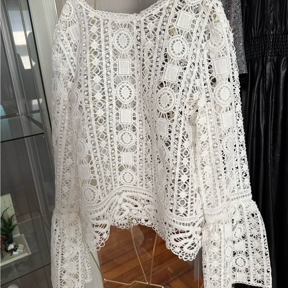 Forever 21 White Lace Long Sleeve Blouse